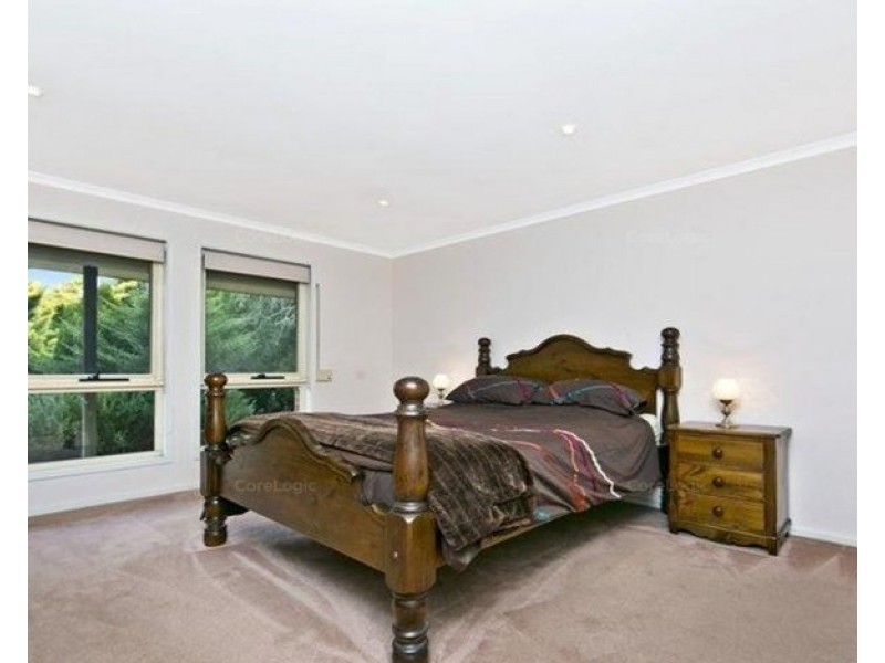 19 Barons Court, Greenock SA 5360