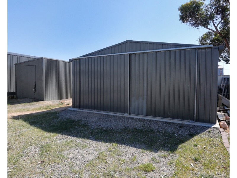8 ACLAND STREET, Blanchetown SA 5357