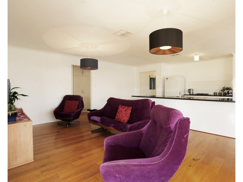 11 CLYDE COURT, Greenock SA 5360