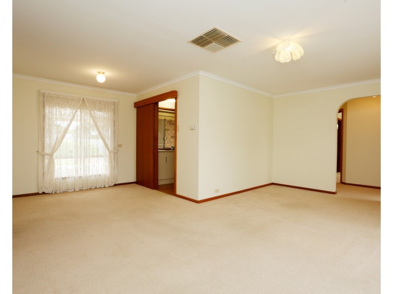 2 BAIRD STREET, Nuriootpa SA 5355