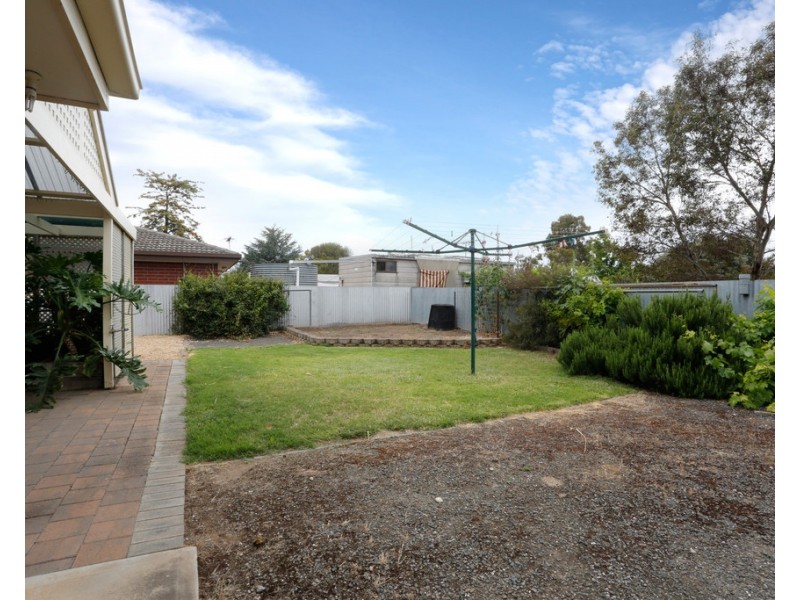 2 BAIRD STREET, Nuriootpa SA 5355