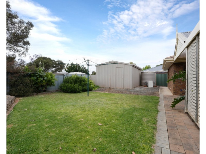 2 BAIRD STREET, Nuriootpa SA 5355