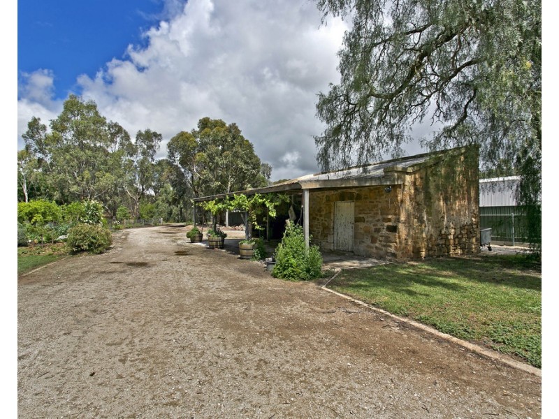 37 MOORUNDIE STREET, Truro SA 5356