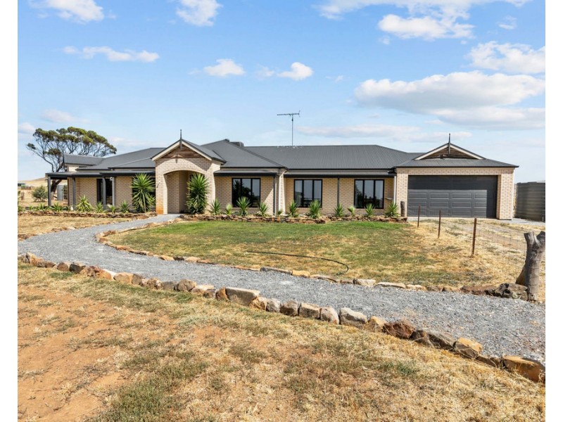 697 EUDUNDA ROAD, Dutton SA 5356