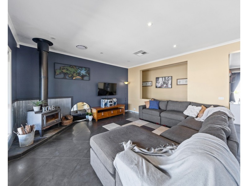 697 EUDUNDA ROAD, Dutton SA 5356