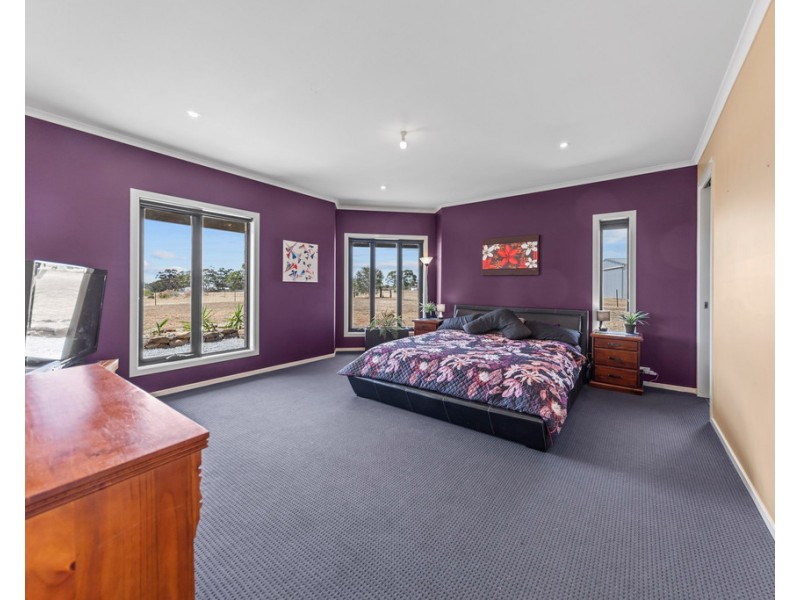 697 EUDUNDA ROAD, Dutton SA 5356