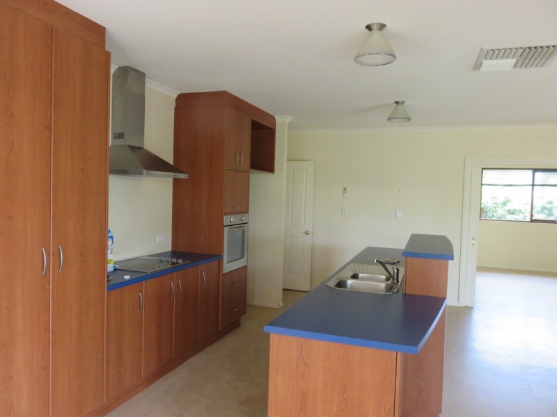 16 Stuart Street, Nuriootpa SA 5355