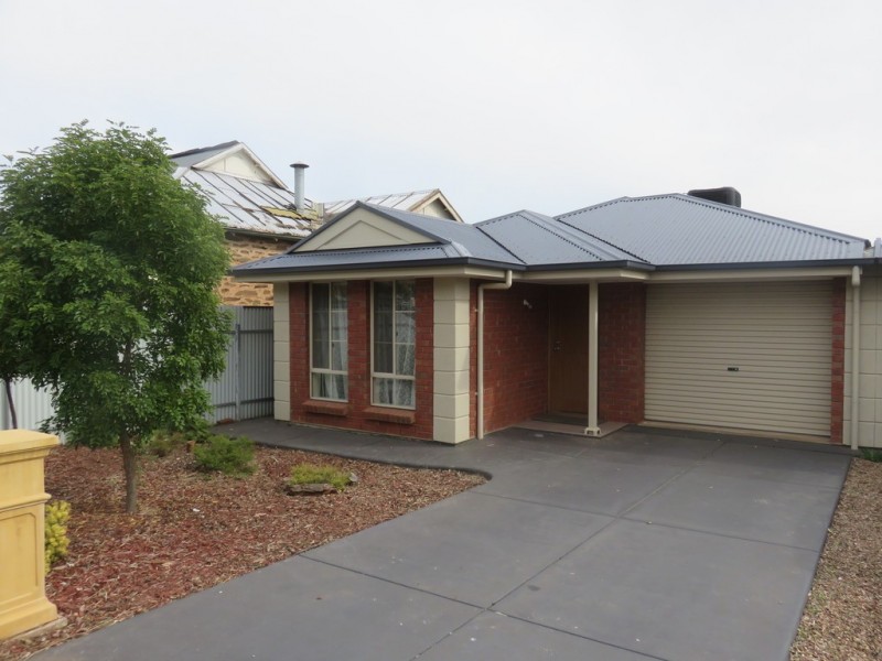 55A Railway Cres, Evanston SA 5116