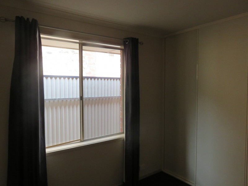 55A Railway Cres, Evanston SA 5116