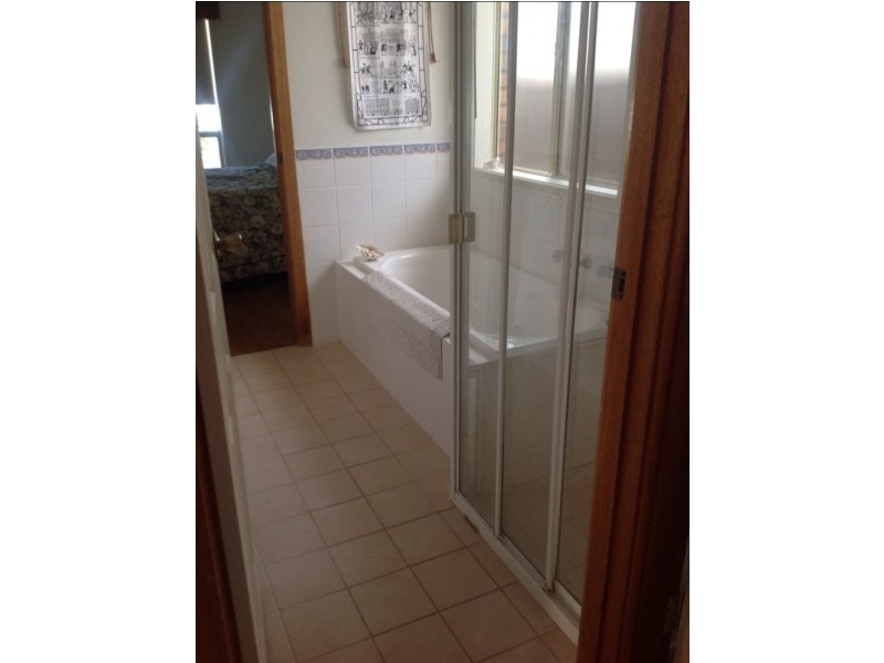 23 Thiele Crs, Evanston Park SA 5116