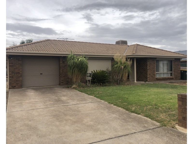 2 Baird Street, Nuriootpa SA 5355