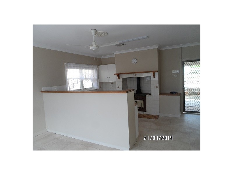 36 Murray Street, Greenock SA 5360