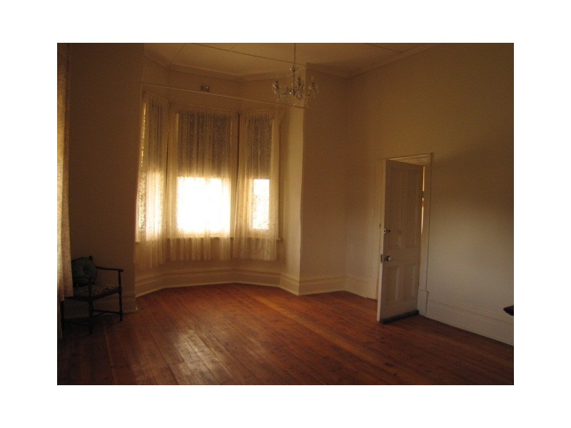 8 Oldham Street, Kapunda SA 5373