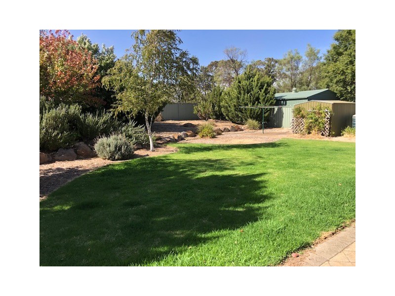 5 Robert Erwin Cres, Tanunda SA 5352