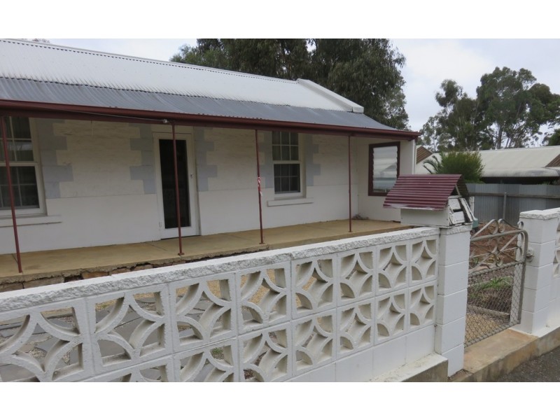4 Adelaide Road, Kapunda SA 5373
