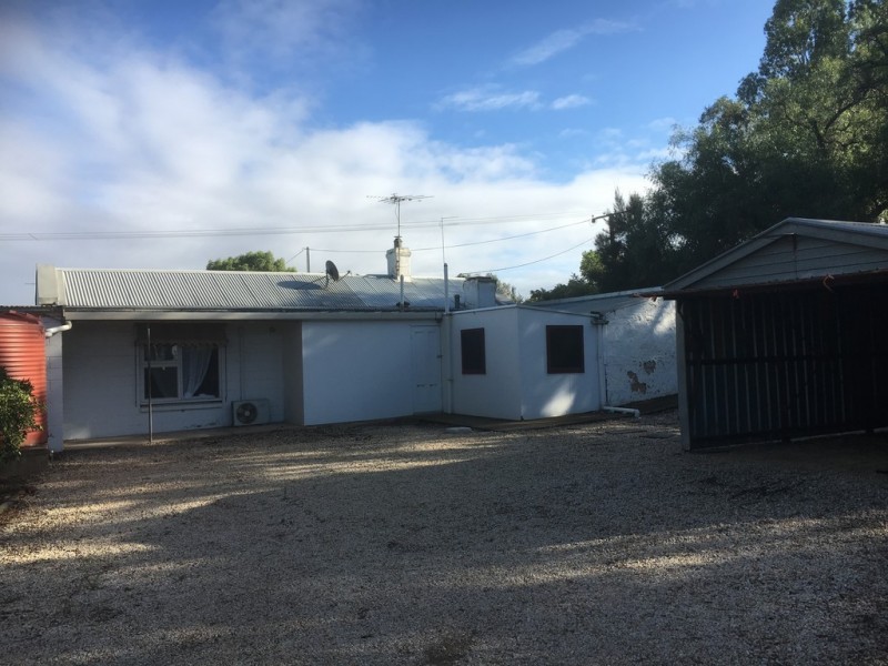 4 Adelaide Road, Kapunda SA 5373