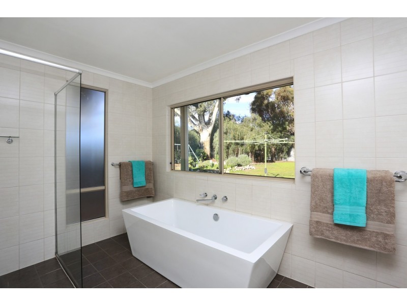 1884 Two Wells Road, Gawler SA 5118