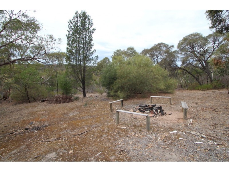 197 Goldfields Road, Cockatoo Valley SA 5351