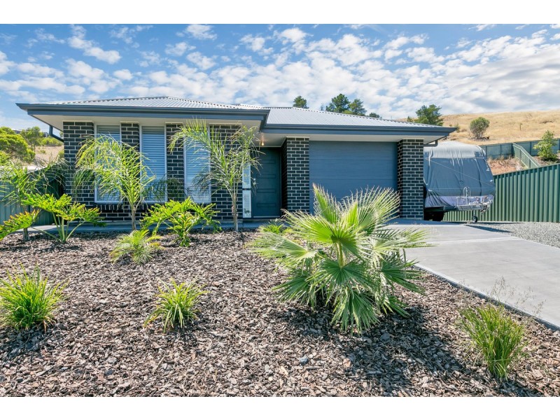 8 Bagot Court, Evanston Park SA 5116
