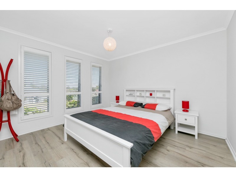 8 Bagot Court, Evanston Park SA 5116