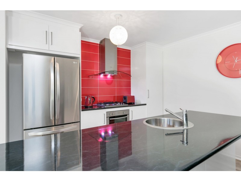 8 Bagot Court, Evanston Park SA 5116