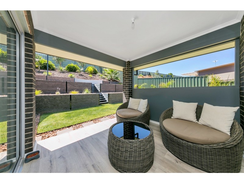 8 Bagot Court, Evanston Park SA 5116