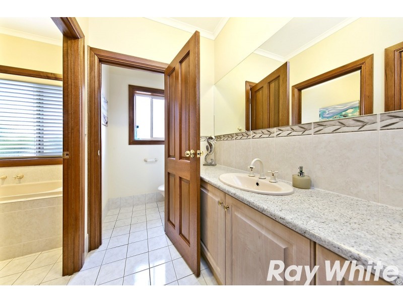 11 Shrike Place, Hewett SA 5118