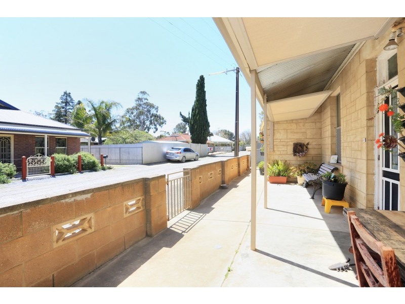 10 Queen Street, Kapunda SA 5373