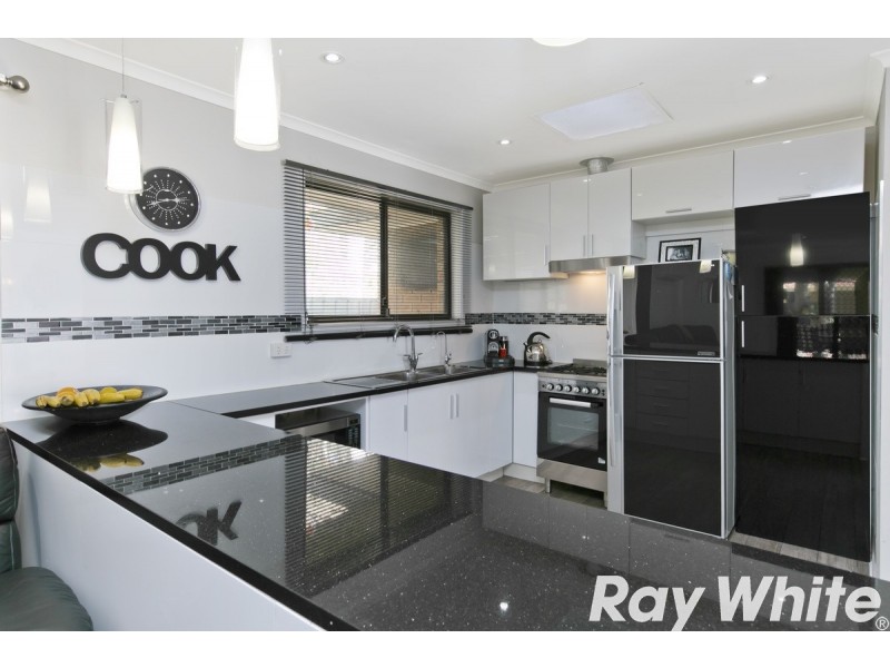 15 Halbert Court, Andrews Farm SA 5114