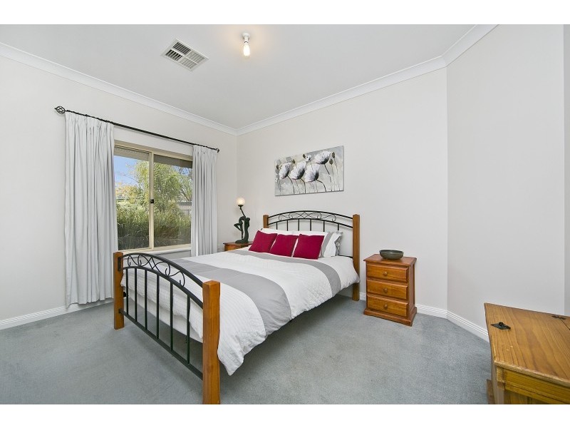 23 Whinnen Street, Evanston Park SA 5116