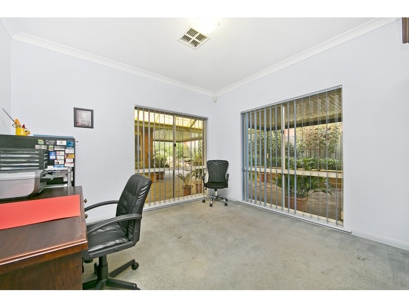 23 Whinnen Street, Evanston Park SA 5116