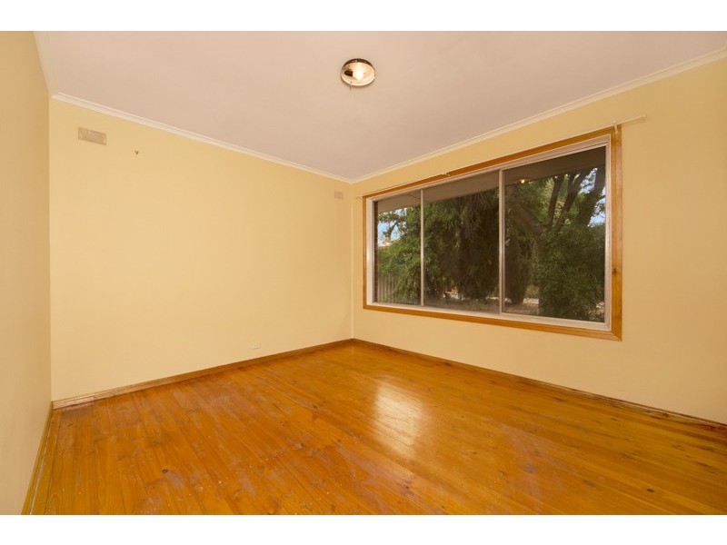 2 Milne Court, Evanston Park SA 5116