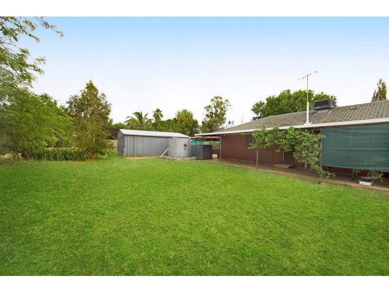 2 Milne Court, Evanston Park SA 5116