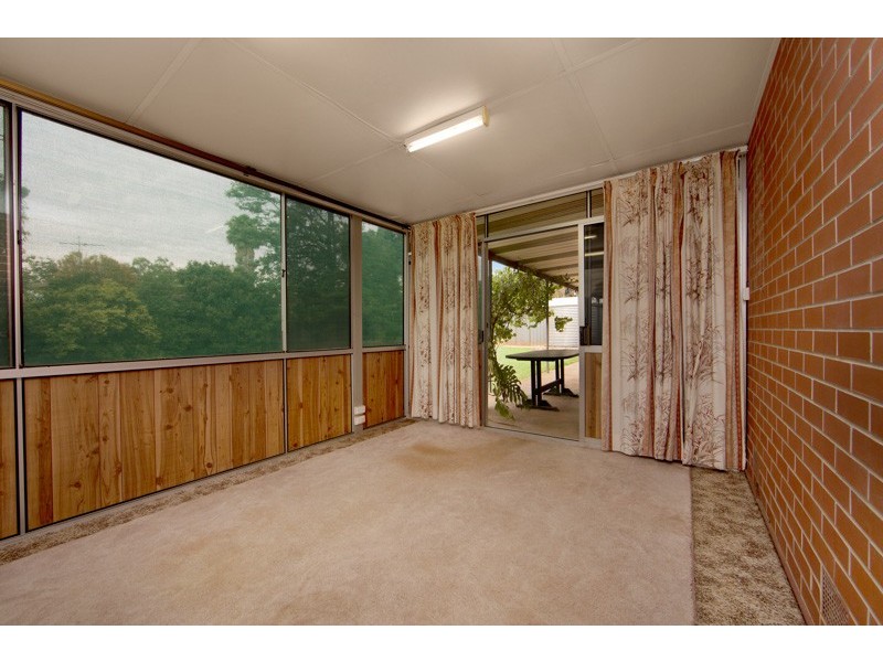 2 Milne Court, Evanston Park SA 5116