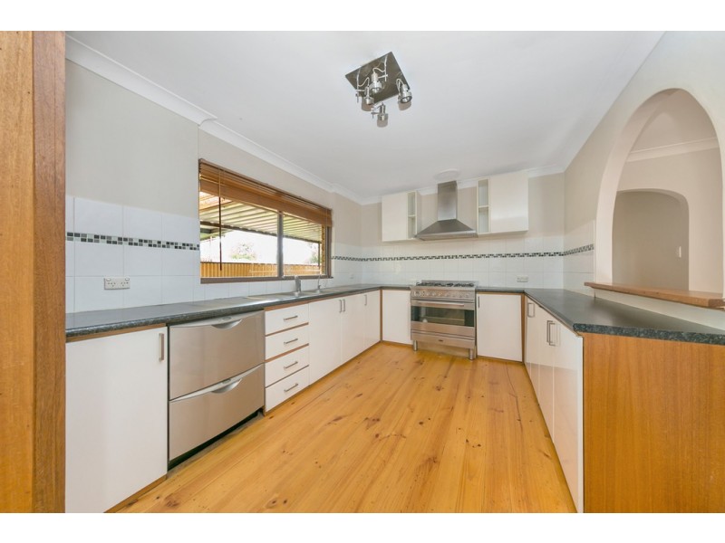 10 Sunnyside Drive, Evanston Park SA 5116