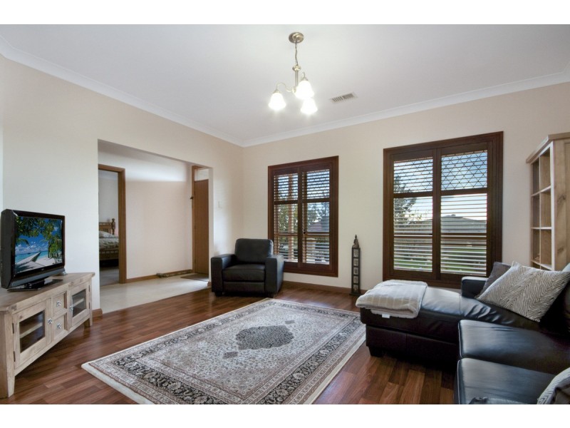 6 Netherby Avenue, Evanston Park SA 5116