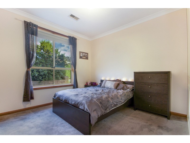 6 Netherby Avenue, Evanston Park SA 5116