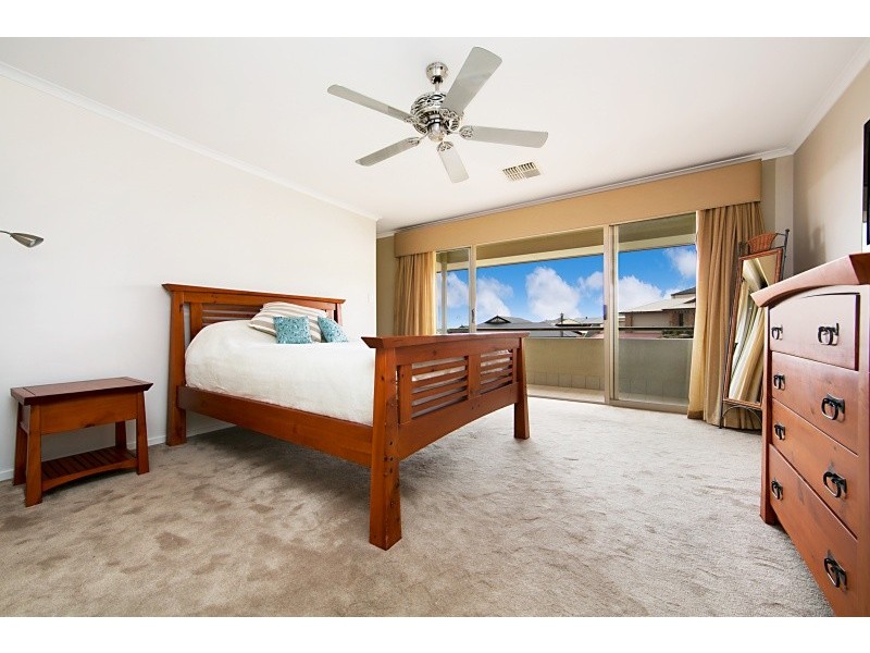 19 Selway Place, Evanston Park SA 5116