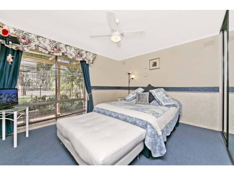 54 Sunnyside Drive, Evanston Park SA 5116