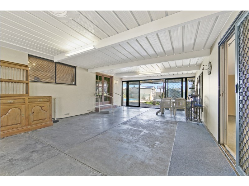 54 Sunnyside Drive, Evanston Park SA 5116