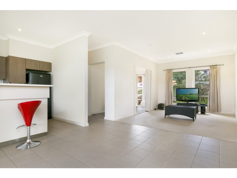 12 Bagot Court, Evanston Park SA 5116