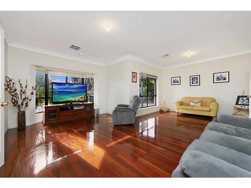 12 Purcell Grove, Evanston Park SA 5116