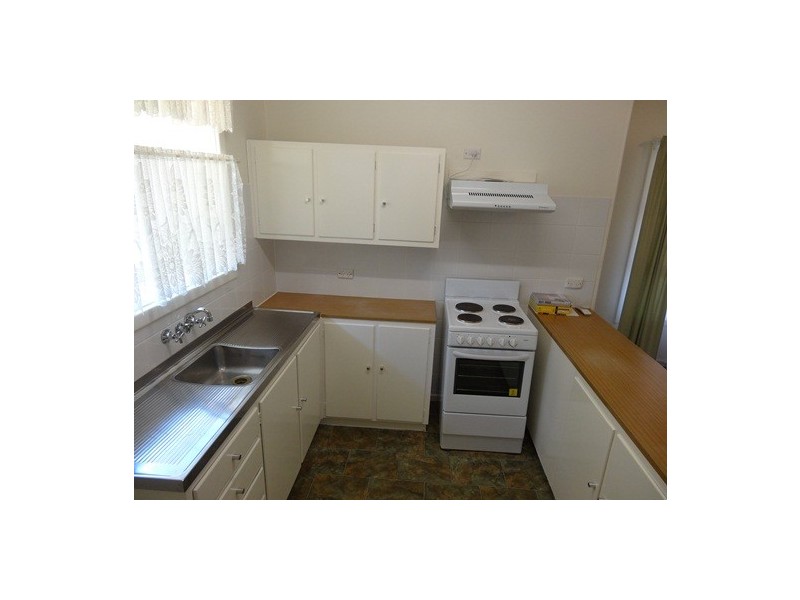 235 Midway Road, Elizabeth Downs SA 5113