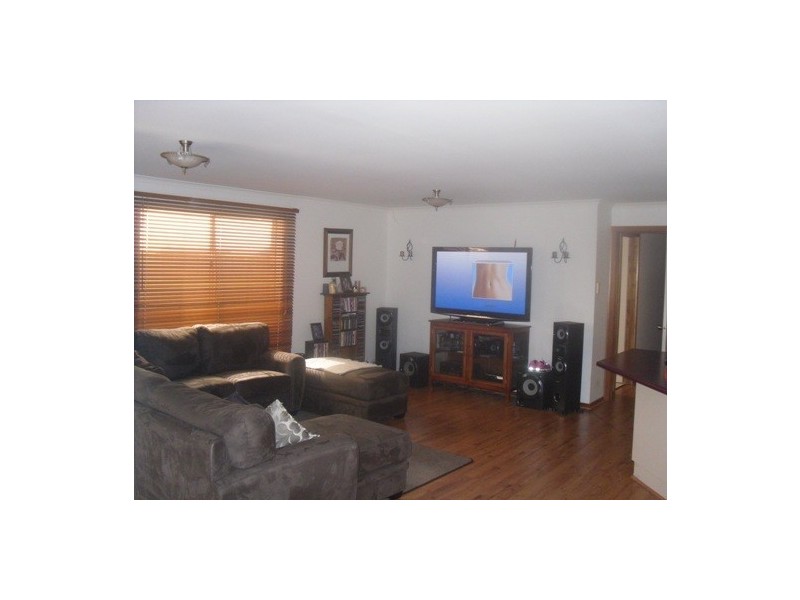 23 Thiele Crs, Evanston Park SA 5116