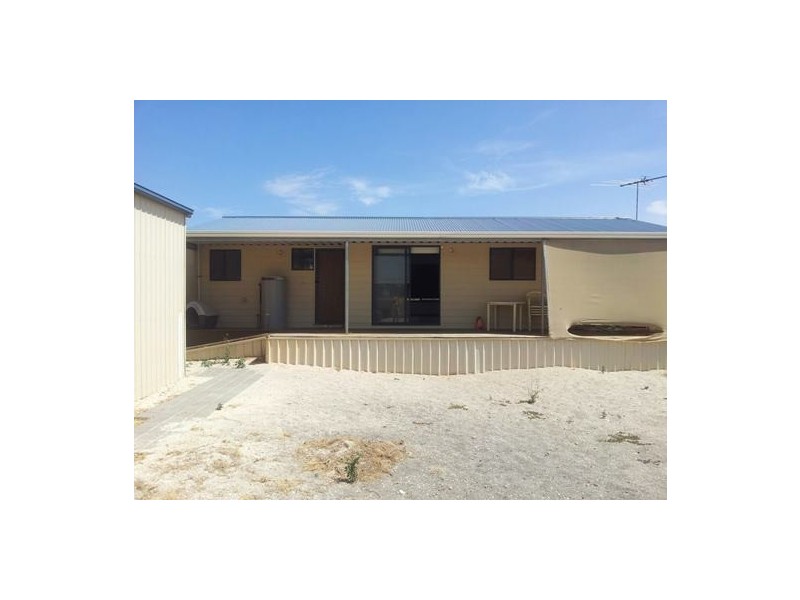 4 Chat Court, Thompson Beach SA 5501