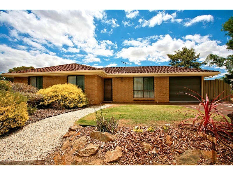1 Siostrom Court, Willaston SA 5118