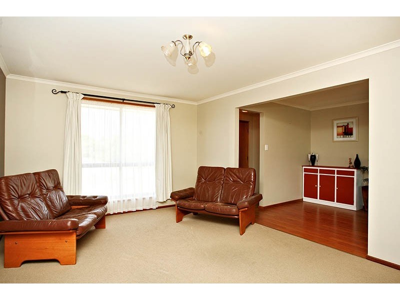 1 Siostrom Court, Willaston SA 5118