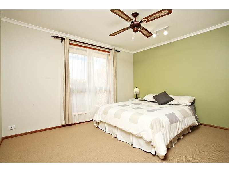 1 Siostrom Court, Willaston SA 5118