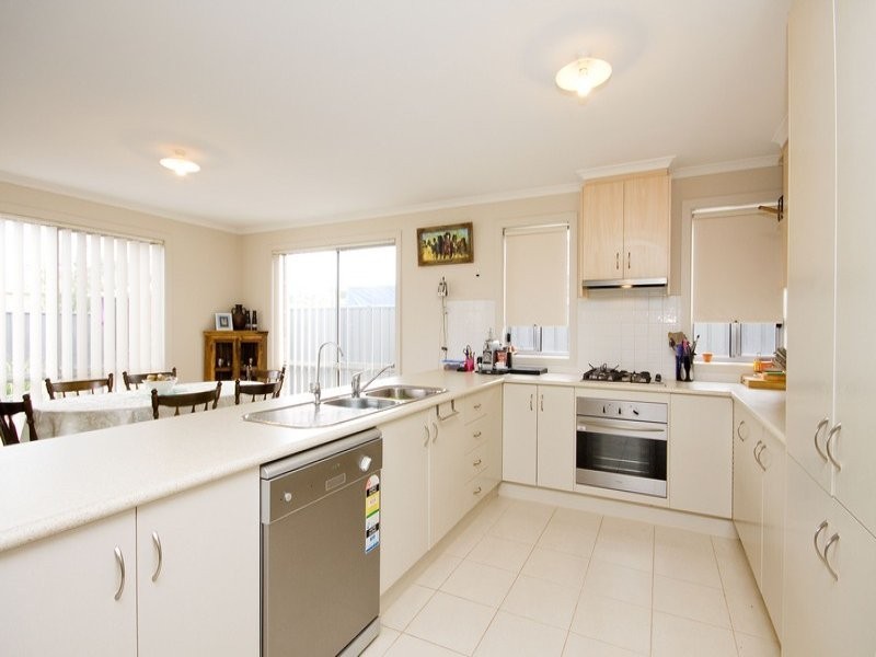 1 Mallee Court, Munno Para West SA 5115