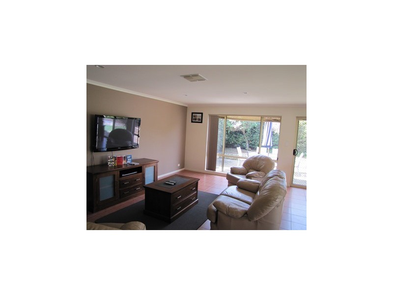 9 Maxwell Street, Evanston Park SA 5116